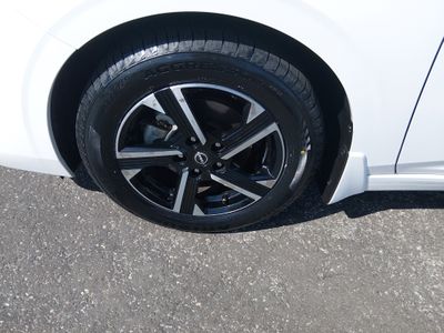 2024 Nissan Sentra — photo 10 view
