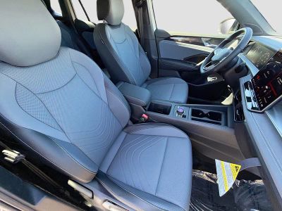 2026 Volkswagen Tiguan — photo 15 view