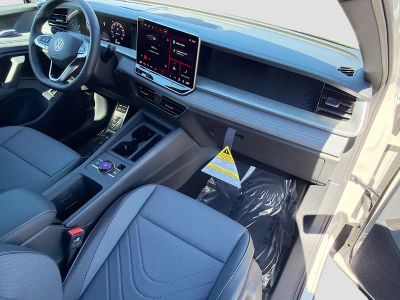2026 Volkswagen Tiguan — photo 14 view