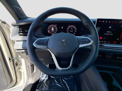 2026 Volkswagen Tiguan — photo 40 view