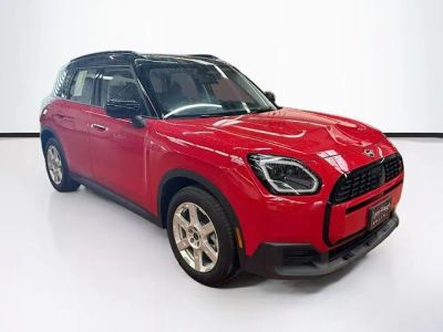 2025 MINI COUNTRYMAN — rear three-quarter view