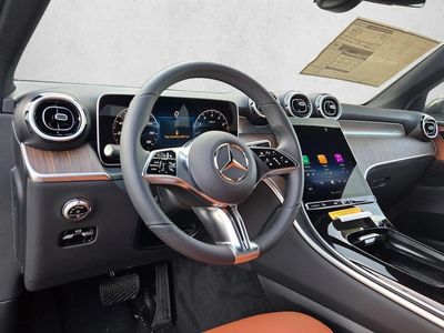 2026 Mercedes-Benz GLC 300 - Photo 3