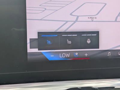 2025 BMW 5 Series — photo 24 view