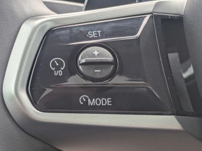 2025 BMW 5 Series — photo 26 view