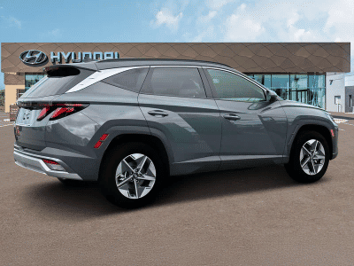 2025 Hyundai Tucson — photo 8 view