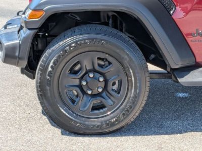2021 Jeep Gladiator - Photo 9