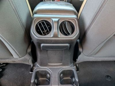 2021 Jeep Gladiator - Photo 29