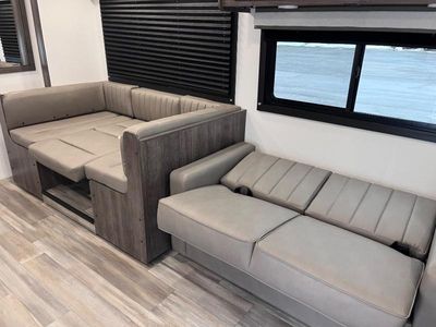 2026 Entegra Coach Odyssey SE - Photo 12