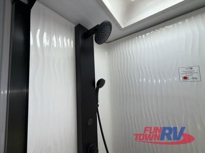 2026 Keystone RV Montana - Photo 29