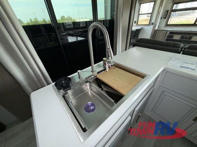 2026 Keystone RV Montana - Photo 13