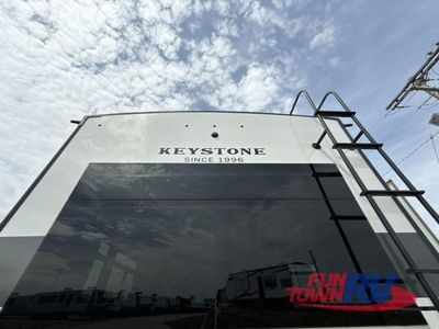 2026 Keystone RV Montana - Photo 10