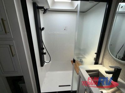 2026 Keystone RV Montana - Photo 28