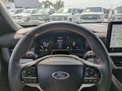2025 Ford Explorer — photo 30 view