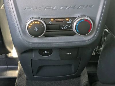 2025 Ford Explorer — photo 15 view