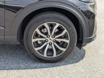 2025 Ford Explorer — photo 11 view