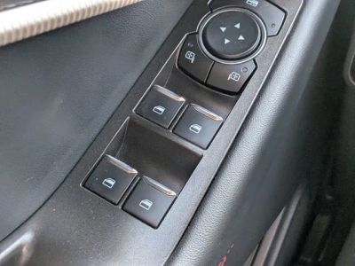 2025 Ford Explorer — photo 24 view