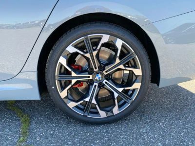 2026 BMW 3 Series — detail view