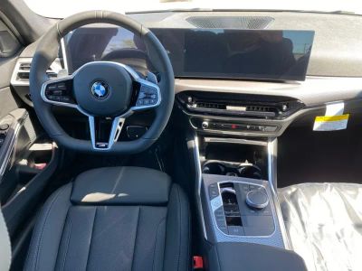 2026 BMW 3 Series — photo 9 view