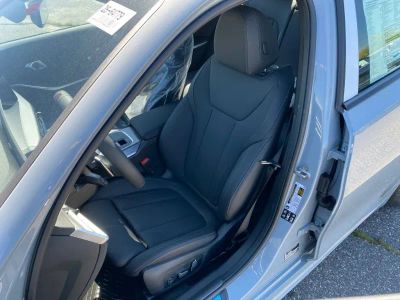 2026 BMW 3 Series — photo 11 view