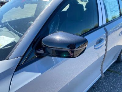 2026 BMW 3 Series — photo 12 view