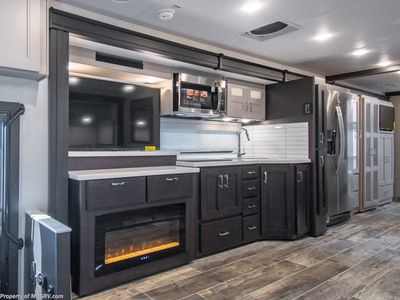 2026 Thor Motor Coach Inception HD - Photo 14