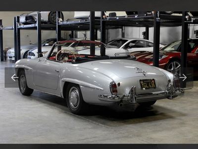 1959 Mercedes-Benz 190 SL — interior view