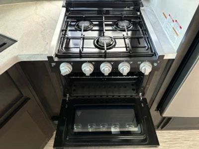 2020 Forest River Surveyor Luxury - Photo 16