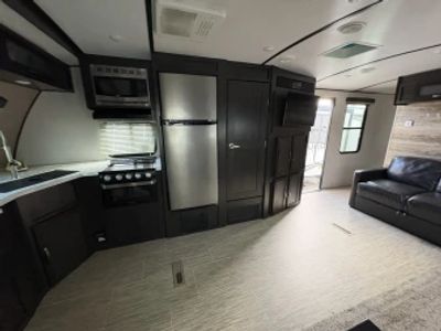 2020 Forest River Surveyor Luxury - Photo 11