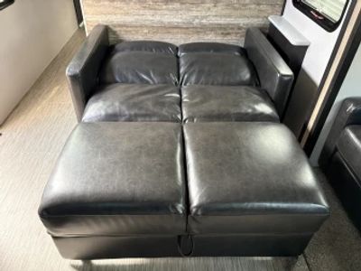 2020 Forest River Surveyor Luxury - Photo 28