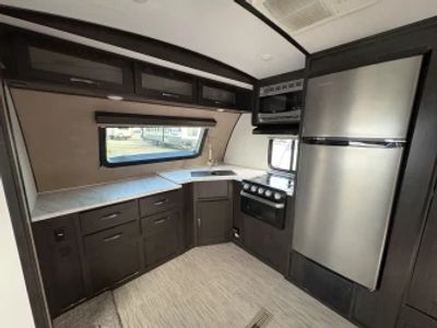 2020 Forest River Surveyor Luxury - Photo 13