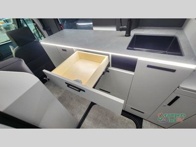 2026 Grand Design Lineage Series VT — photo 41 view