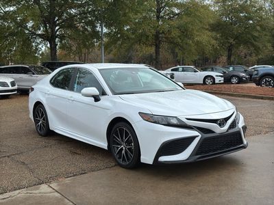 2024 Toyota Camry - Photo 1