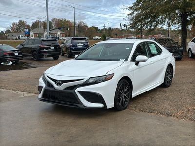 2024 Toyota Camry - Photo 3