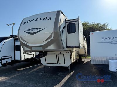 2019 Keystone RV Montana - Photo 2
