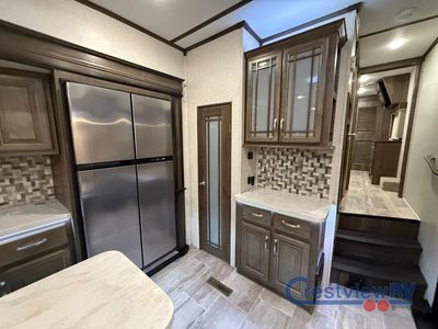2019 Keystone RV Montana - Photo 15