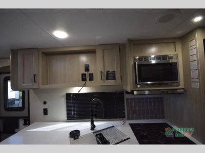 2026 Coachmen RV Catalina Legacy — photo 35 view