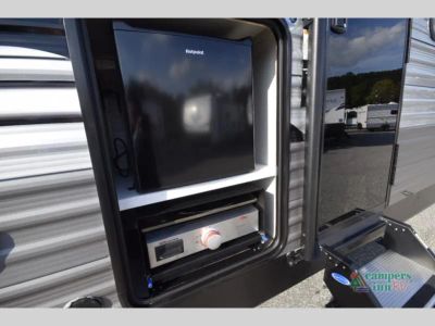 2026 Coachmen RV Catalina Legacy — photo 9 view