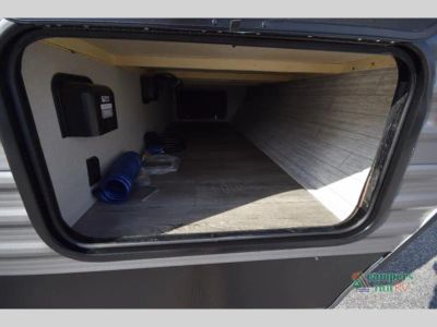 2026 Coachmen RV Catalina Legacy — photo 8 view