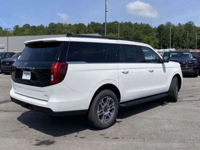 2026 Ford Expedition - Photo 3