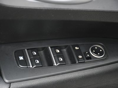 2023 Kia Forte - Photo 10