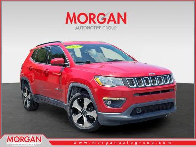 2020 Jeep Compass Latitude in Redline Pearlcoat — front three-quarter view