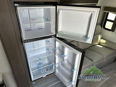 2026 Keystone RV Cougar Sport - Photo 13