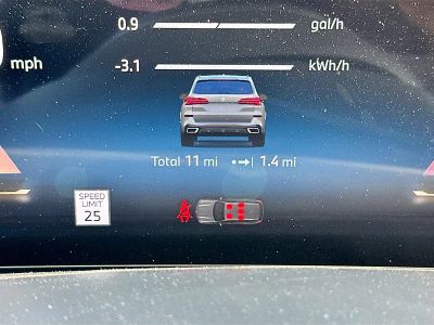 2026 BMW X5 — photo 9 view