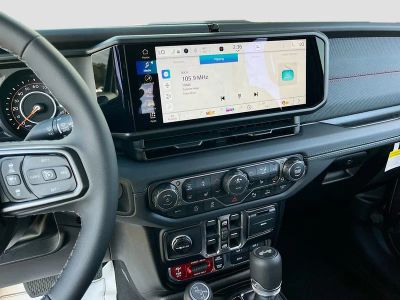 2026 Jeep Wrangler — photo 14 view
