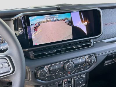 2026 Jeep Wrangler — photo 13 view