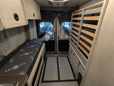 2026 Winnebago Solis — photo 10 view