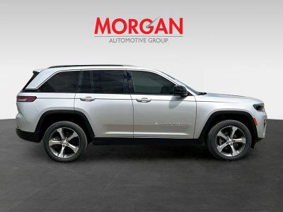 2026 Jeep Grand Cherokee — photo 8 view