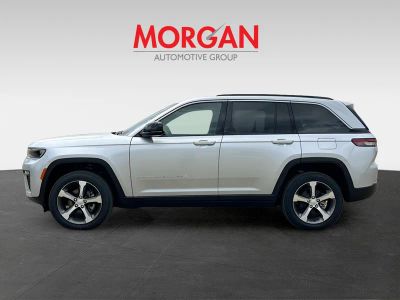 2026 Jeep Grand Cherokee — interior view