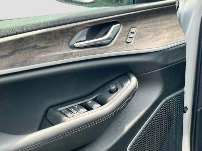 2026 Jeep Grand Cherokee — photo 18 view