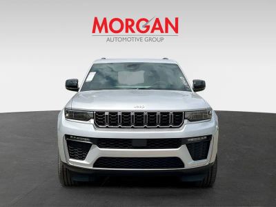 2026 Jeep Grand Cherokee — side profile view